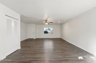 Photo #6: 6947534 Listing 