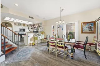 Photo #5: 6947663 Listing