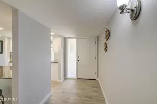 Photo #6: 6947697 Listing 