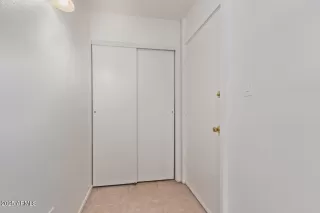 Photo #5: 6947728 Listing