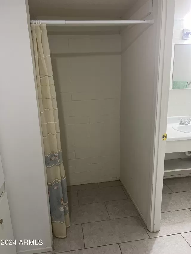 MLS: 6947750 Condo For Sale