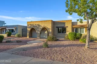 Photo #2: 6947776 Listing