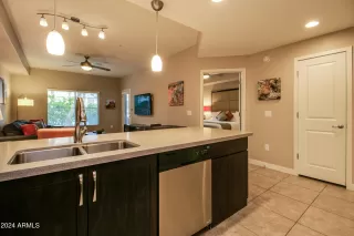 Photo #3: 6947800 Listing