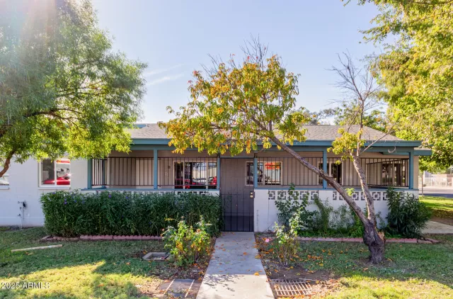 MLS: 6947854 Condo For Sale