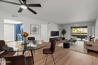 Photo #2: 6948184 Listing