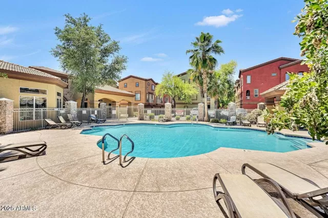 MLS: 6948206 Condo For Sale