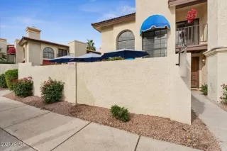 Photo #4: 6948507 Listing