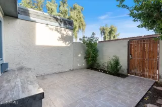 Photo #5: 6948553 Listing