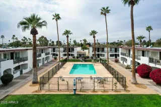 Photo #2: 6948591 Listing