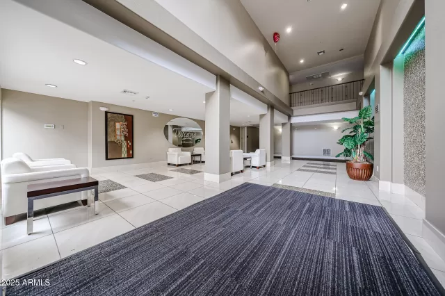 MLS: 6948783 Condo For Sale