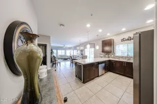 Photo #2: 6948783 Listing 