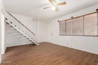 Photo #6: 6948823 Listing