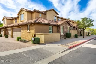 Photo #1: 6948888 Listing 