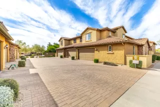 Photo #2: 6948888 Listing 