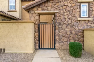 Photo #6: 6948888 Listing 