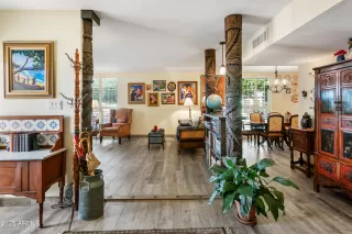 Photo #3: 6949175 Listing 