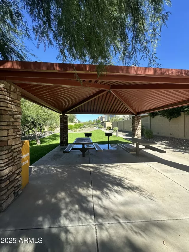 MLS: 6949205 Condo For Sale