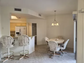 Photo #3: 6949496 Listing 