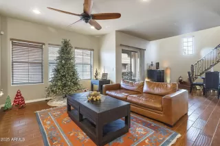 Photo #1: 6949849 Listing