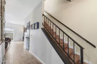 Photo #3: 6949932 Listing 