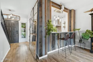 Photo #4: 6949932 Listing 