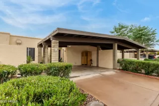 Photo #5: 6949935 Listing