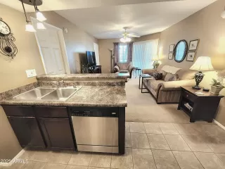 Photo #5: 6950232 Listing 