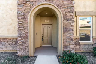 Photo #5: 6950303 Listing