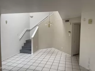 Photo #3: 6950311 Listing 