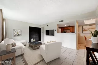 Photo #2: 6950592 Listing 