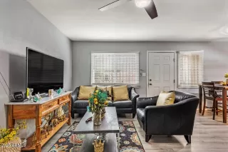 Photo #2: 6950626 Listing