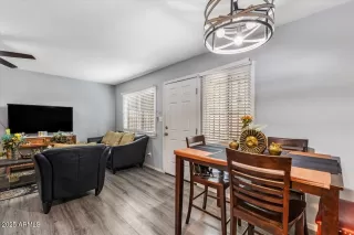 Photo #3: 6950626 Listing