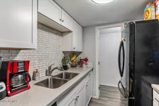 Photo #6: 6950626 Listing