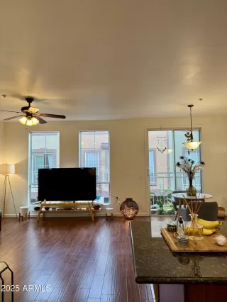 Photo #4: 6950680 Listing 