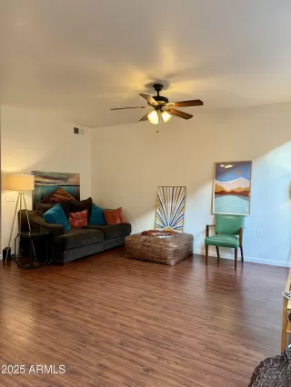 Photo #5: 6950680 Listing 