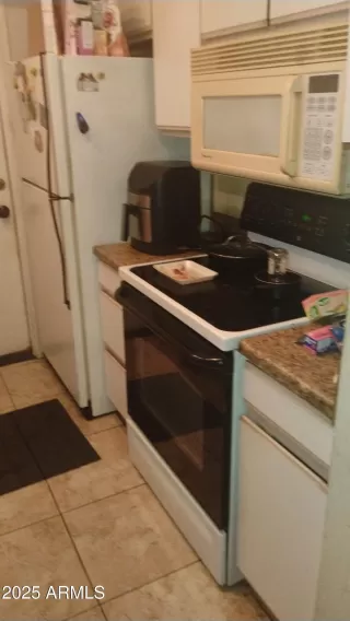 Photo #2: 6950752 Listing 