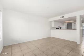 Photo #6: 6950845 Listing 