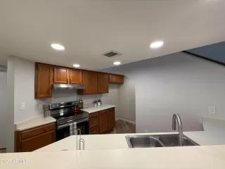 Photo #3: 6950860 Listing