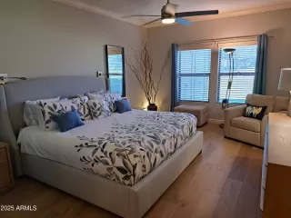 Photo #6: 6950926 Listing