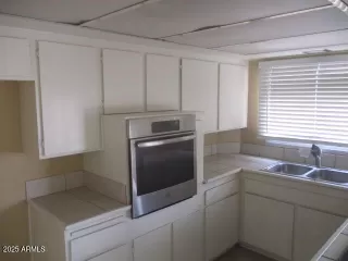 Photo #3: 6951122 Listing