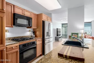 Photo #6: 6951123 Listing