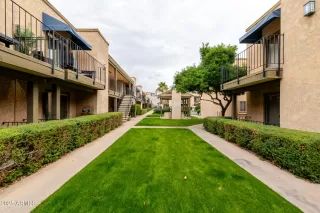 Photo #1: 6951206 Listing