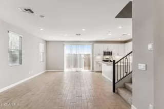 Photo #3: 6951353 Listing 