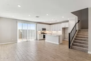 Photo #4: 6951353 Listing 