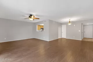 Photo #6: 6951397 Listing 