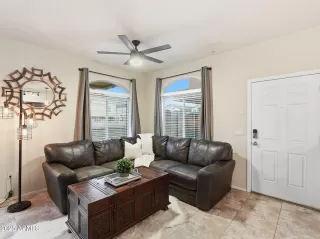 Photo #1: 6951449 Listing 