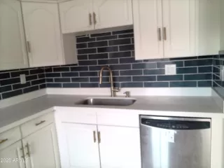 Photo #2: 6951482 Listing 