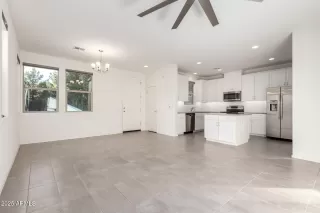 Photo #6: 6951485 Listing 