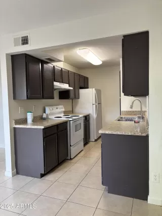 Photo #6: 6951493 Listing 