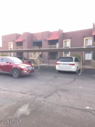 Photo #2: 6951552 Listing 